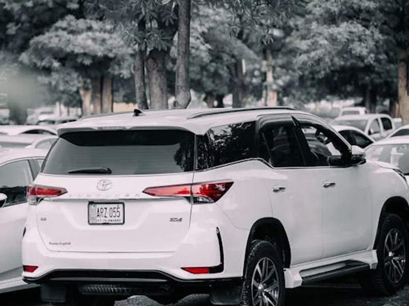 Toyota Fortuner 2022 2.8L Black SUV