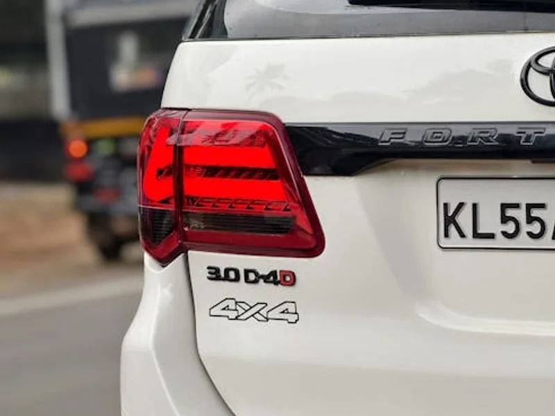 Toyota Fortuner 2020 2.4L Silver SUV