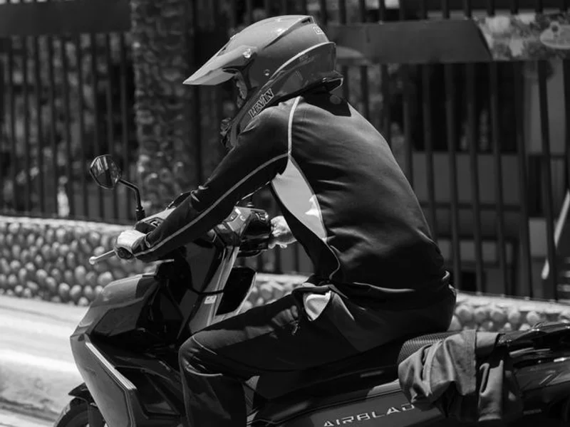Honda PCX 160 2023 Metallic Silver