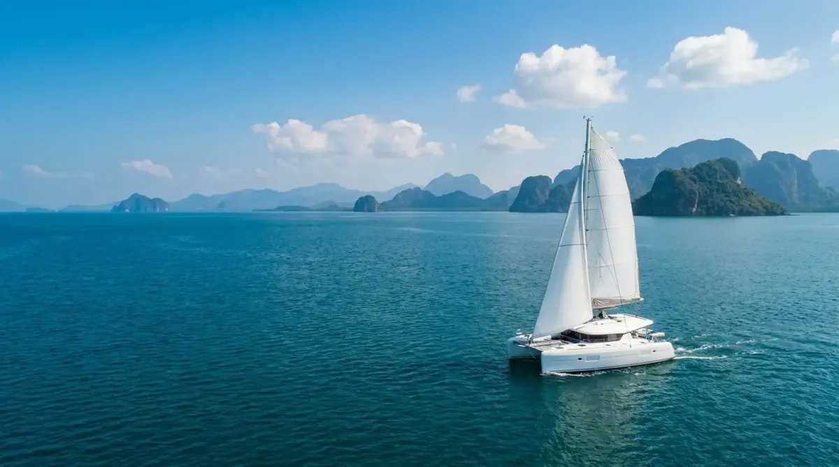 Star Sailing Club, services in Phuket